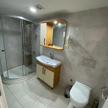 Newaz Hotel